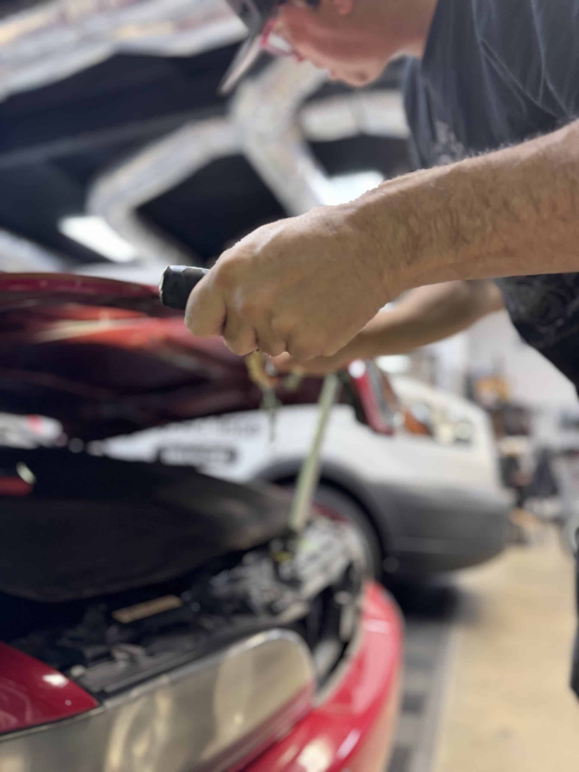 PDR San Diego BMW - reading reflection with line board