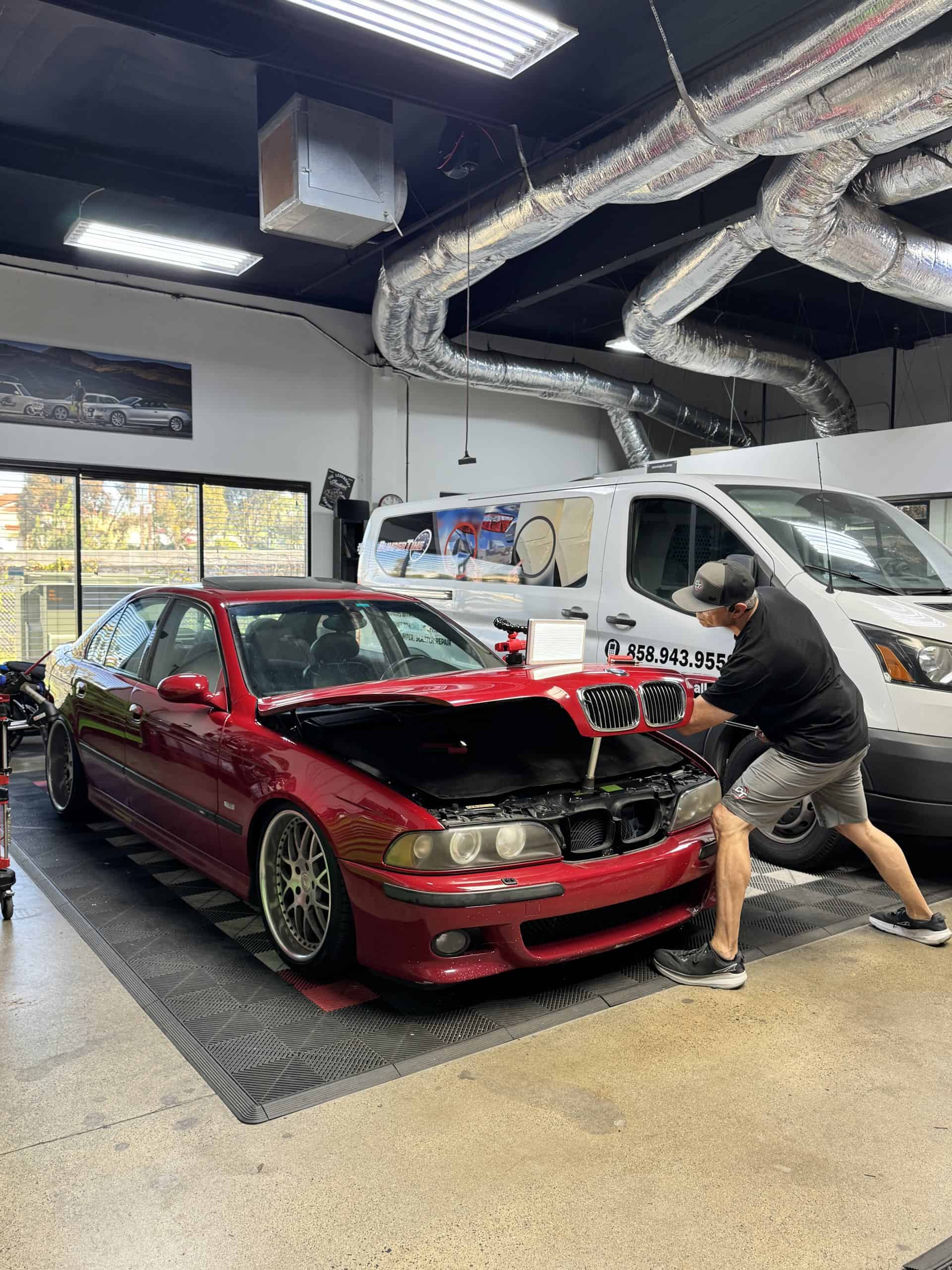 BMW dent repair San Diego - line board damage pattern reading